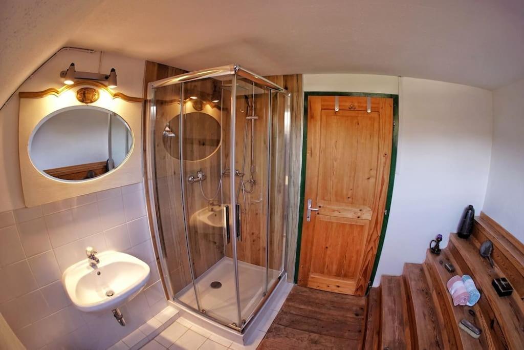 Stilvolles Landhaus Im Dreilaendereck Felsőszölnök Esterno foto